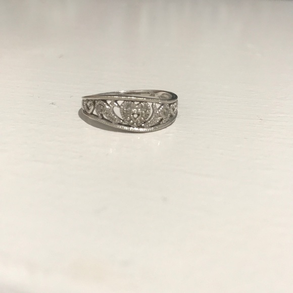 Simple heart ring - Picture 2 of 2
